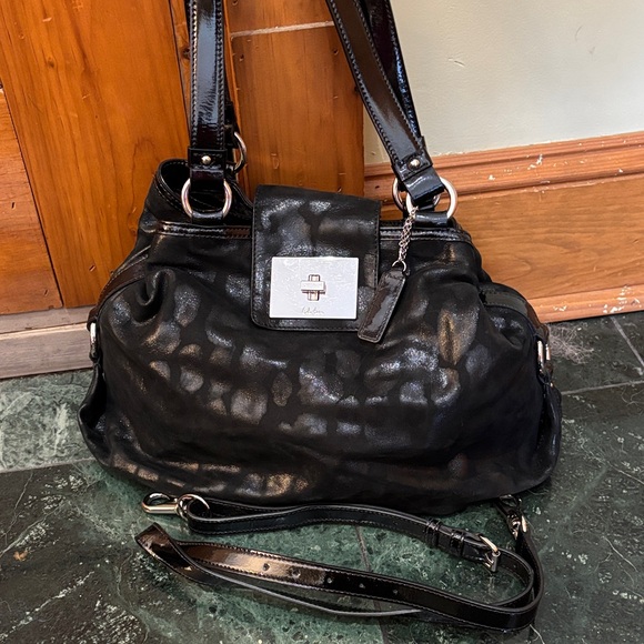 Cole Haan Handbags - Cole Haan printed Black Leather Handbag with long strap